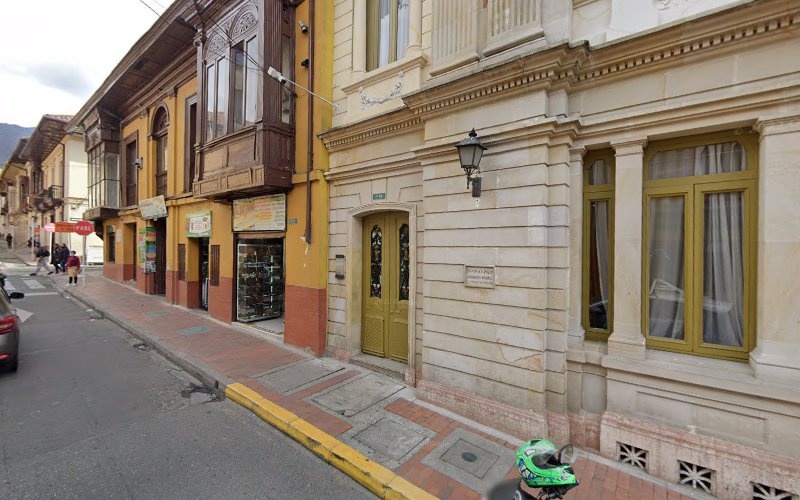 Droguería Pijaos Pharmacy - Farmacia en Bogotá