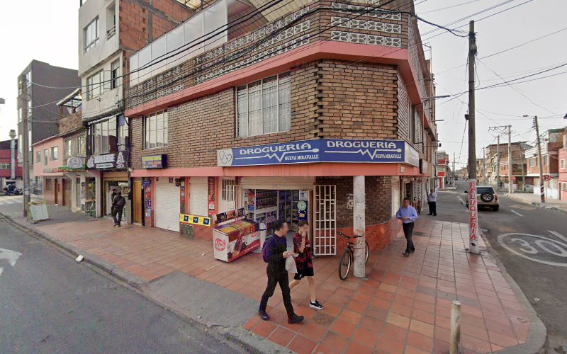 DROGUERIA PUNTOFARMA TUNAL - Farmacia en Bogotá