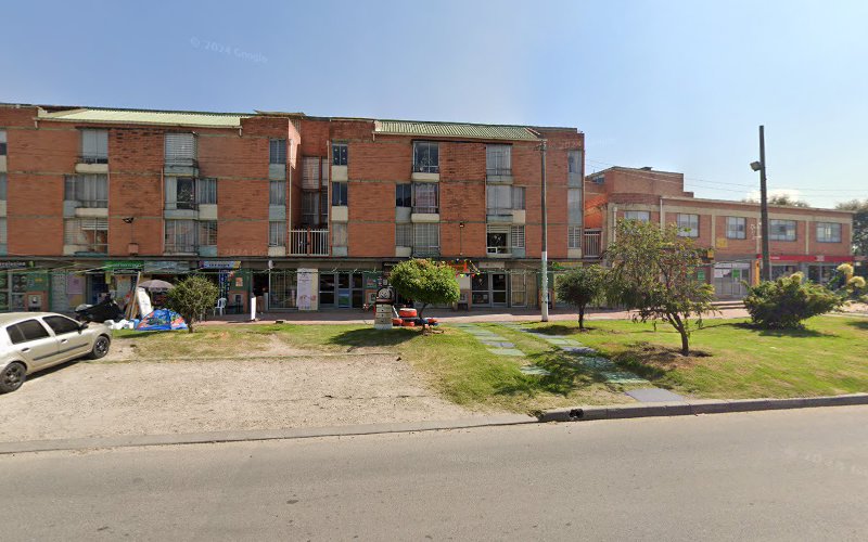 Droguería R &#038; C - Farmacia en Bogotá