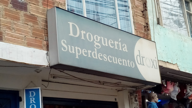 Droguería Super Descuento - Farmacia en Bogotá
