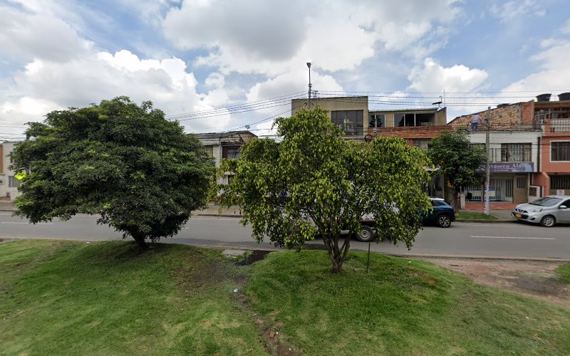 Droguería Super Servicio Lym - Farmacia en Bogotá