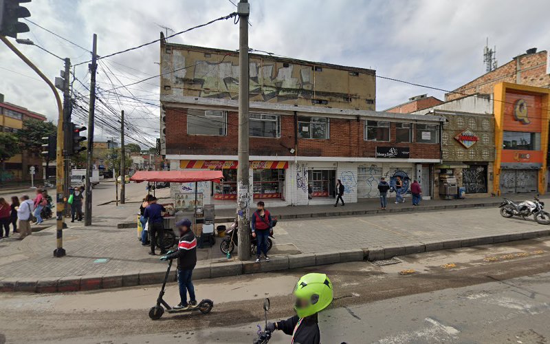 Droguería Superpharma Ciudad Kennedy - Farmacia en Bogotá