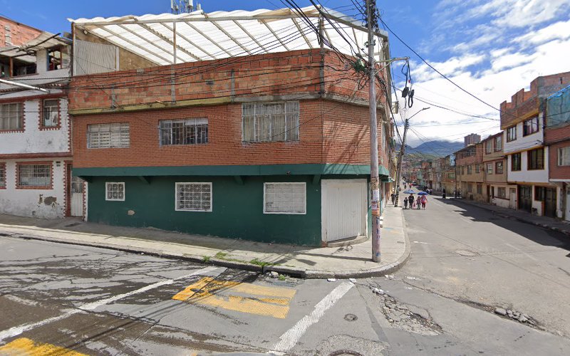 Drogueria Thomfarma - Farmacia en Bogotá