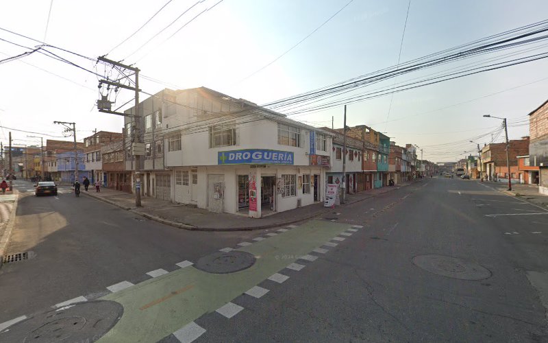 Droguería Villa De Los Angeles - Farmacia en Bogotá