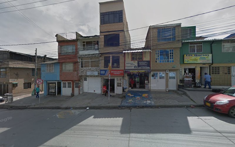 Droguería Virrey - Tienda de comestibles, periódicos y medicamentos en Bogotá
