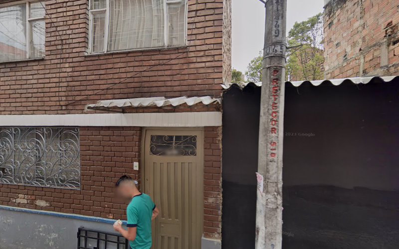 Drogueria Y Perfumeria Garbe - Farmacia en Bogotá