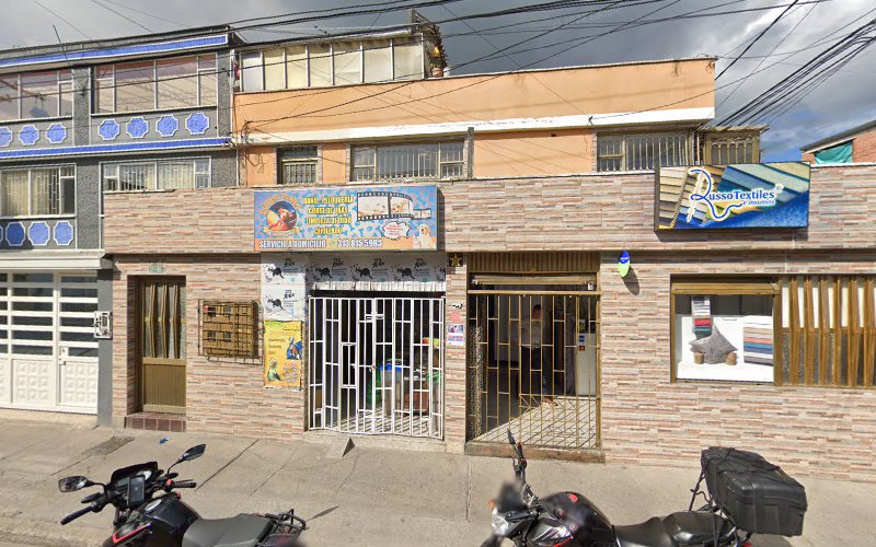 Droguerias Comdor Ns - Farmacia en Bogotá
