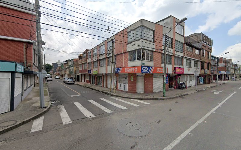 DROGUERÍAS D' FAMILY MyF - Farmacia en Bogotá