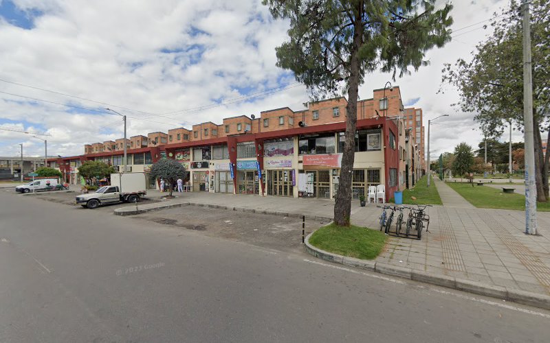 DROGUERíAS FAMILIAR AR - Farmacia en Bogotá