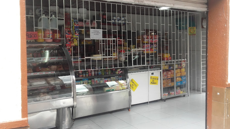 Famisalud Droguería - Farmacia en Bogotá