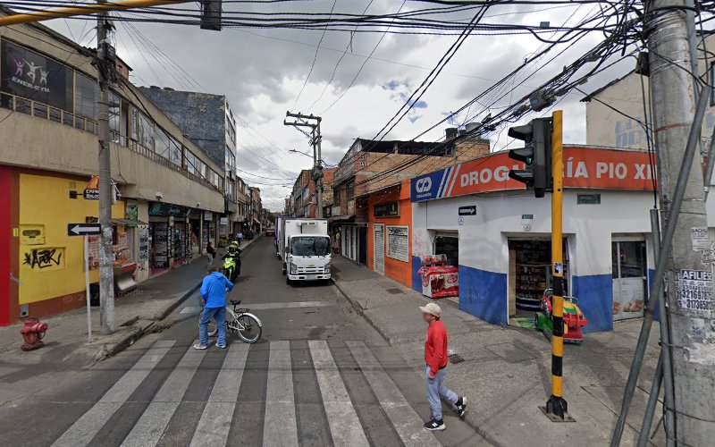 Hiper Drogueria Mega Farma - Farmacia en Bogotá