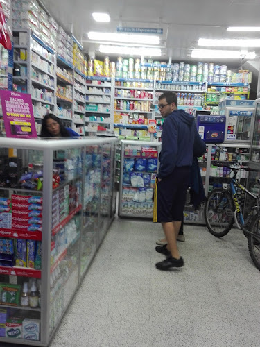 Hiperdrogueria Betania A Y B - Farmacia en Bogotá