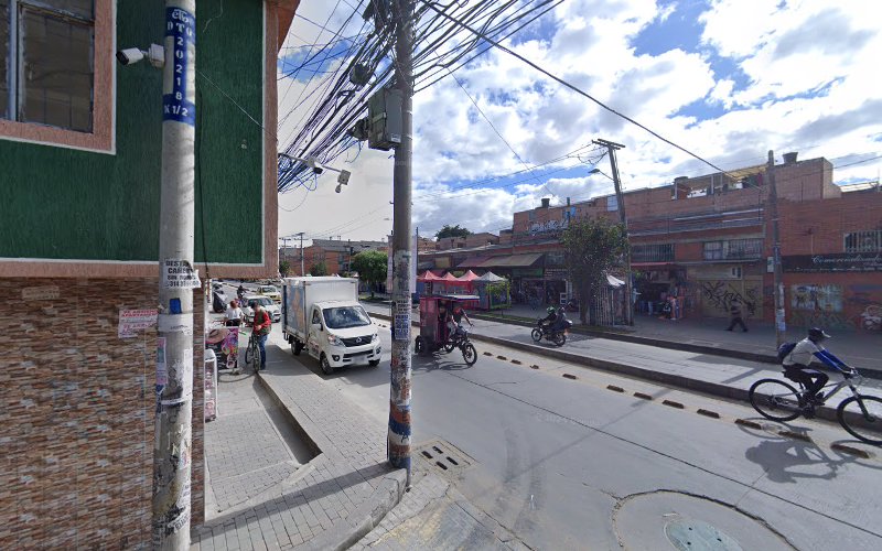 HIPERDROGUERIA EL DESCUENTO - Farmacia en Bogotá