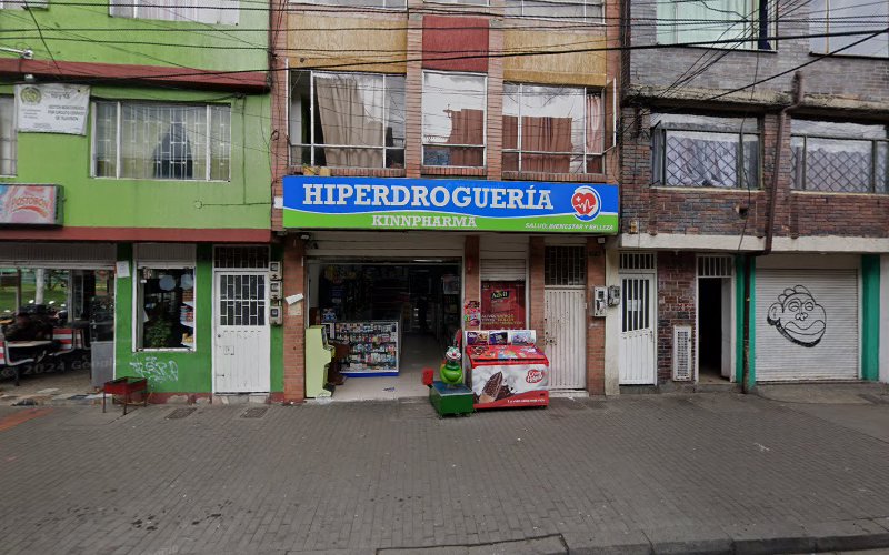 Hiperdroguería Karoll - Farmacia en Bogotá