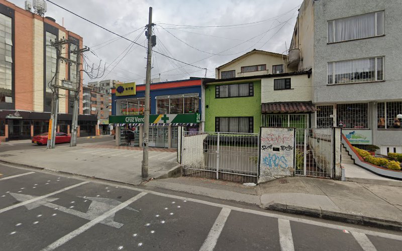 Hiperdroguería Montearroyo - Farmacia en Bogotá