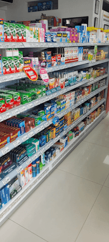 la rebaja PLUS No. 42 DROGUERIA Y MINIMARKET Bosa 3 Centro Bogota - Tienda de comestibles, periódicos y medicamentos en Bogotá