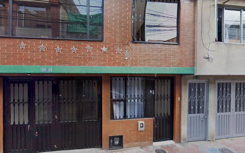 Super droguera Aures II - Farmacia en Bogotá