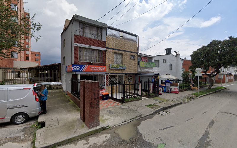 Vía Baloto Drogueria Confort Normandia Bogota DC - Tienda de comestibles, periódicos y medicamentos en Bogotá