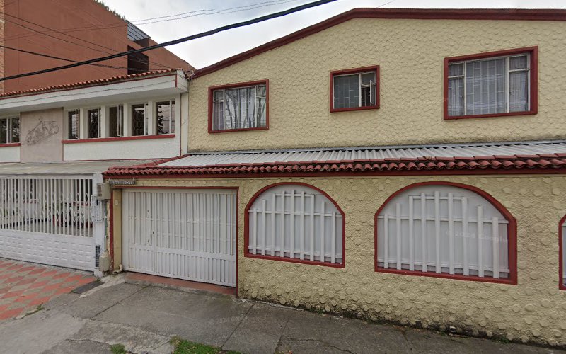 VÍA BALOTO DROGUERIA MAROYAMA SERRANO BOGOTA DC - Tienda de comestibles, periódicos y medicamentos en Bogotá