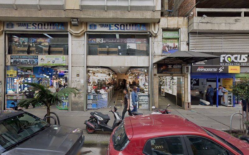 VÍA BALOTO DROGUERIAS MAXI REBAJAS BOGOTA DC - Tienda de comestibles, periódicos y medicamentos en Bogotá