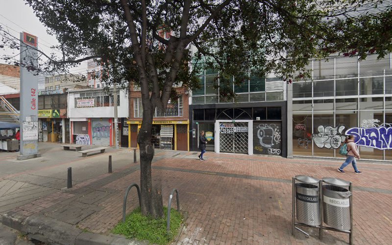 Deposito de Materiales Para Construccin - Tienda de alimentación en Bogotá