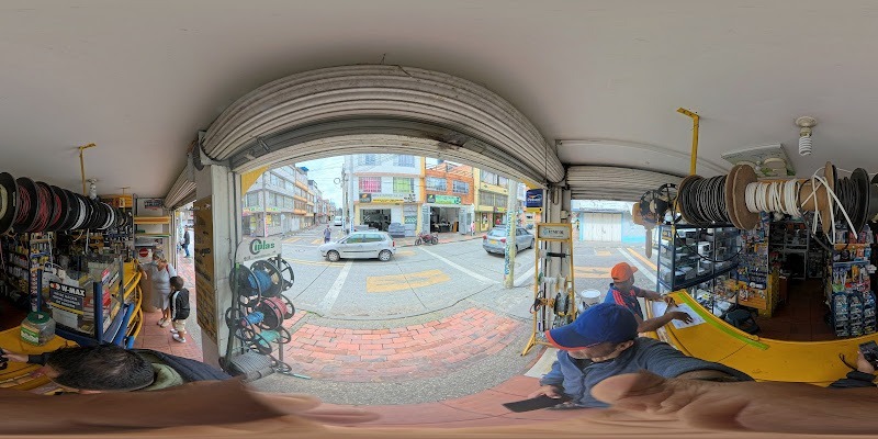 Ferrecosmos - Ferretería en Bogotá