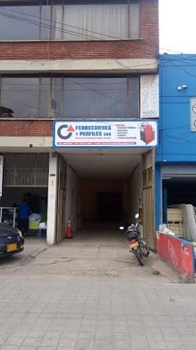 Ferrecurvas y Perfiles SAS - Ferretería en Bogotá