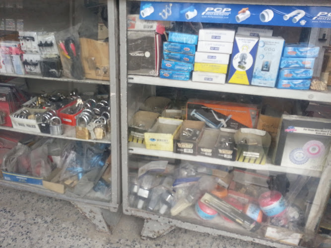 FERRETERIA ALPES - Ferretería en Bogotá