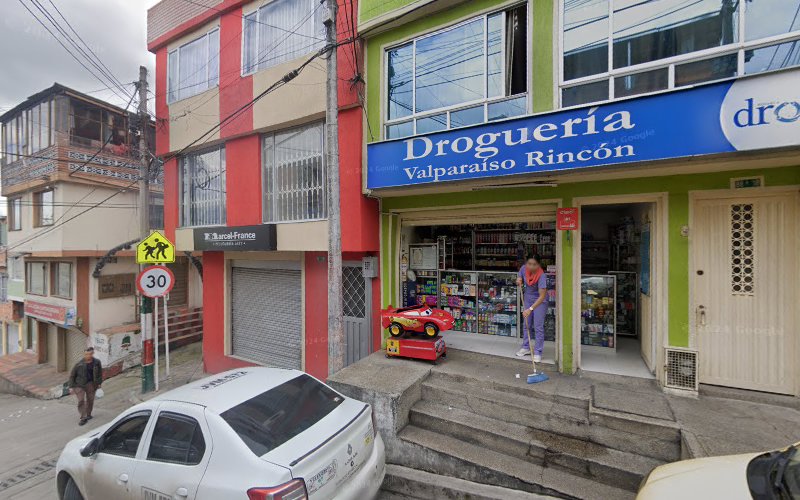 Ferretería Casa Center - Ferretería en Bogotá