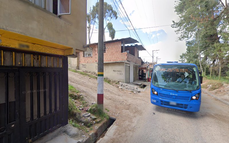 Ferretería Los Pinos - Ferretería en Bogotá