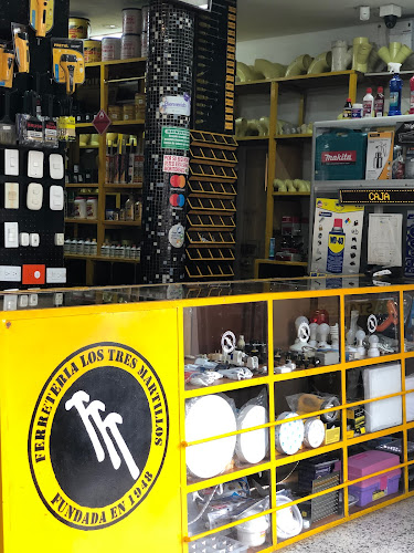 Ferretería Los Tres Martillos - Ferretería en Bogotá
