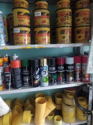 Ferretería luz - Escuela de comercio en Bogotá