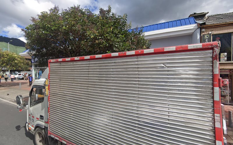 Ferreteria Marina La Giralda - Ferretería en Bogotá