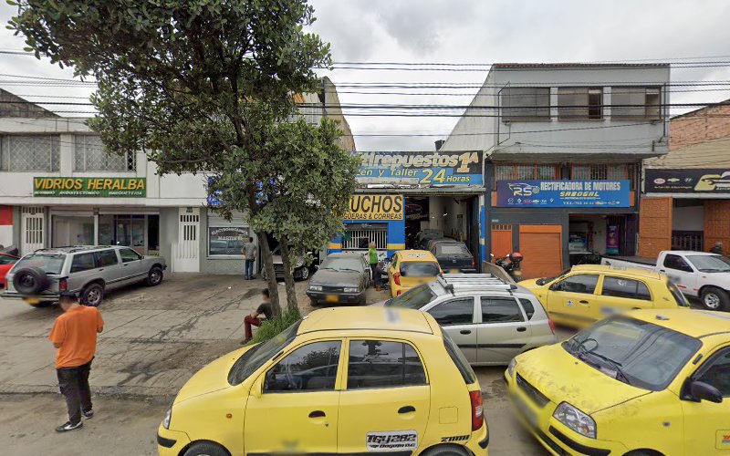 Ferreteria Mundo Construccion - Ferretería en Bogotá