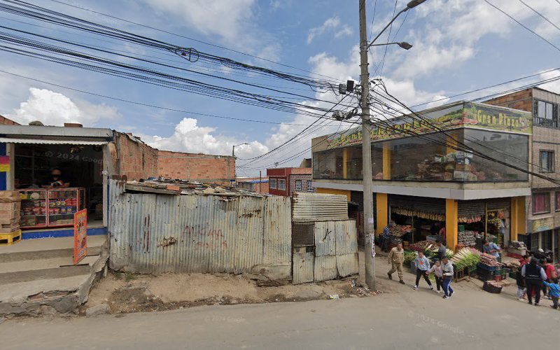 Ferreteria Y Cacharreria Dimax - Ferretería en Bogotá