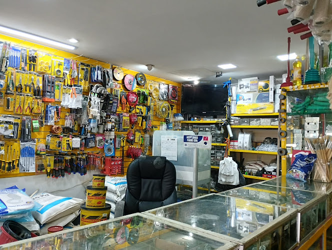 Ferreteria y cerrajeria colmenita - Ferretería en Bogotá