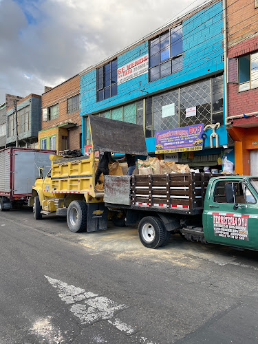 Ferretería Y Cerrajeria D Y J - Ferretería en Bogotá