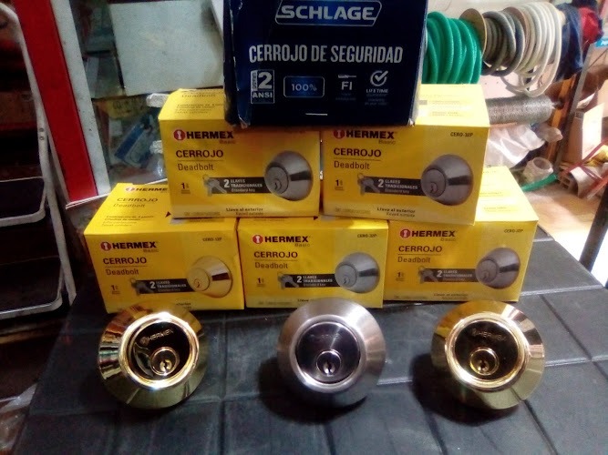 Ferretería y cerrajería TOOLBOX, Engativá -  en Bogotá