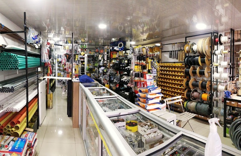 Ferretería y Eléctricos 2M - Ferretería en Bogotá