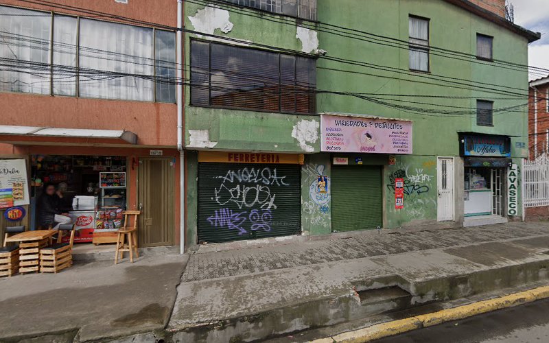 J.P. - Ferretería en Bogotá
