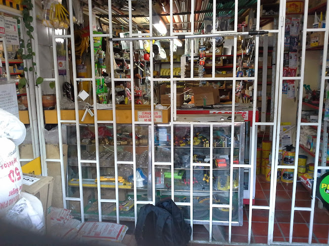 Las piramides 1 - Ferretería en Bogotá