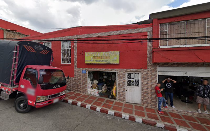 Little Depot Ferreteria - Ferretería en Bogotá