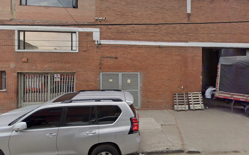 Maveca Venta De Mangueras Y Cauchos - Ferretería en Bogotá