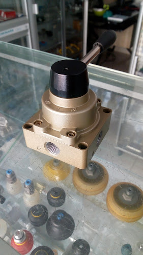 neumack sas - Ferretería en Bogotá