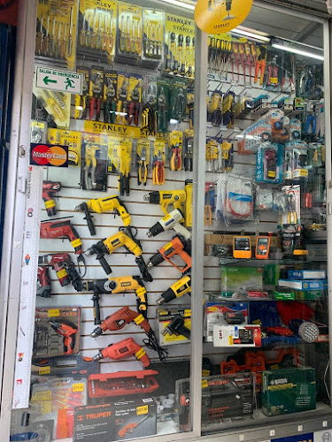 TECNOELECTRICOS TS S.A.S - Ferretería en Bogotá
