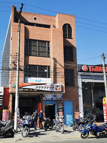 tornillos 7777777 mundo - Ferretería en Bogotá