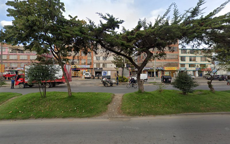 Tornillos y herramientas - Ferretería en Bogotá