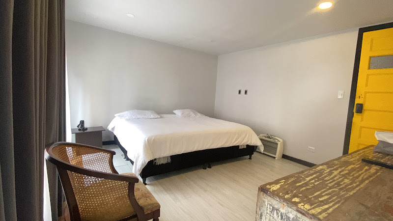 Fardo Hotel | Zona Lago - Bogotá | | Recepción Digital 24H - Hotel en Bogotá