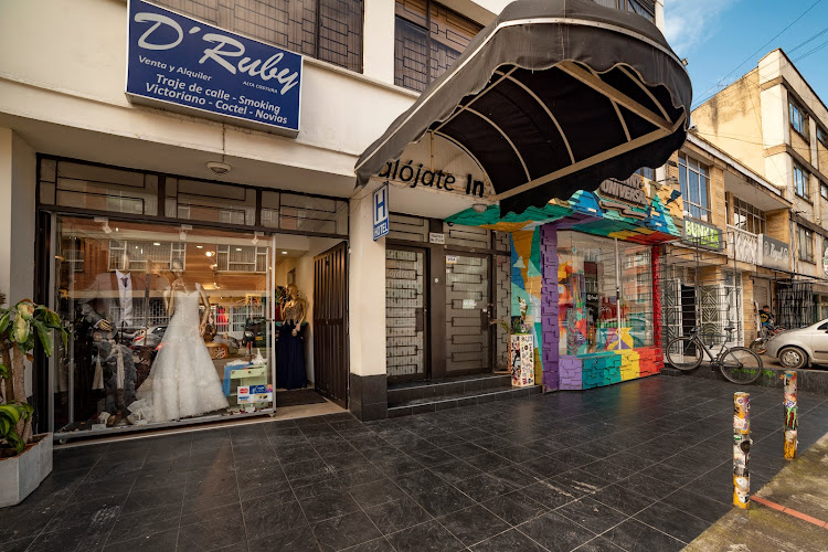 Hotel Alojate IN - Hotel en Bogotá