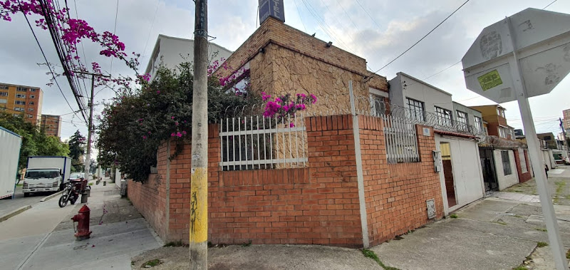 HOTEL FONTANAR CORFERIAS - Hotel en Bogotá